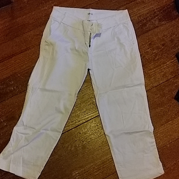 Capris - Picture 2 of 2